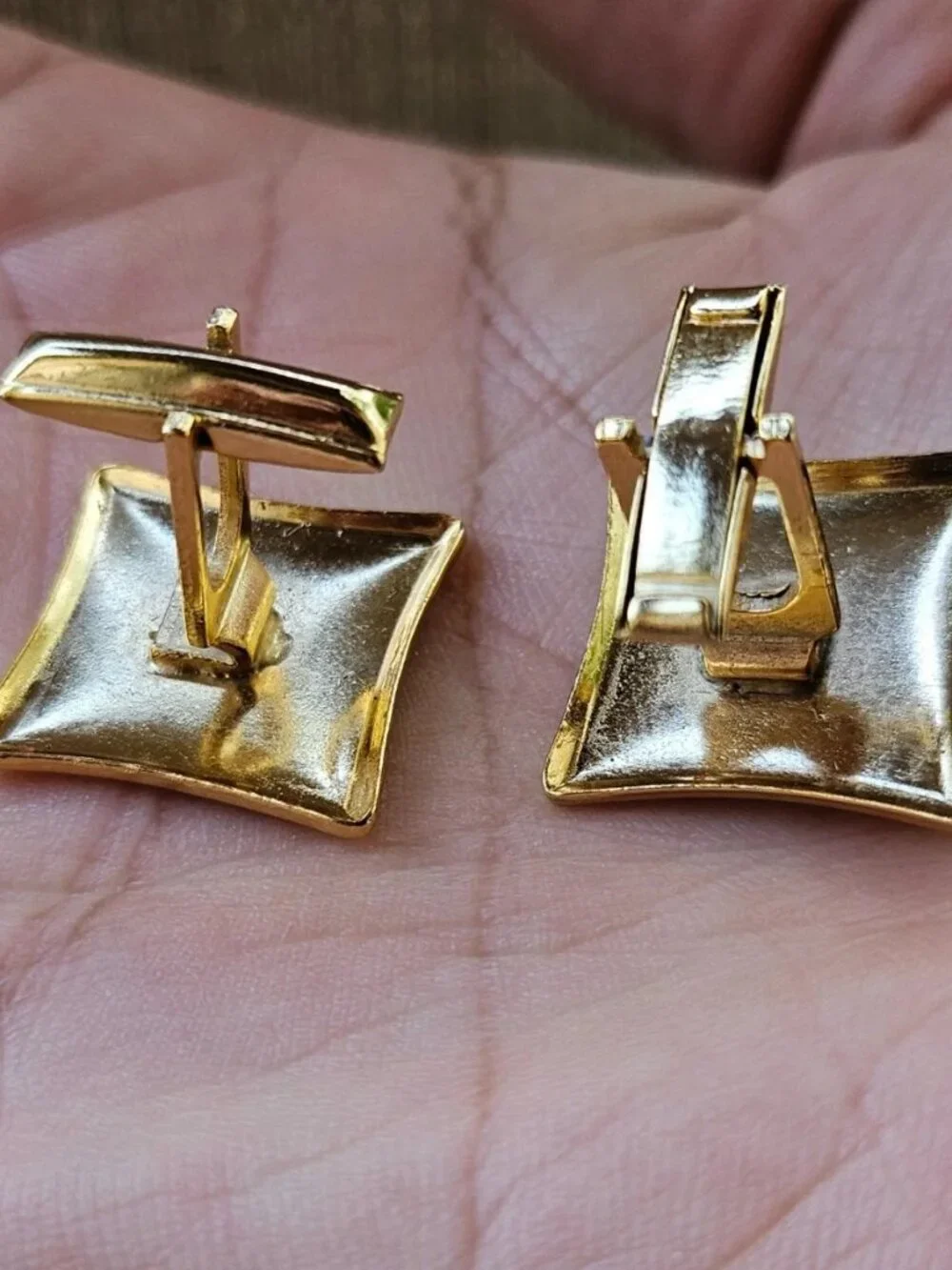 Vintage Cufflinks Gold Tone Fashion Jewelry Men Shirt Cuff links Stud